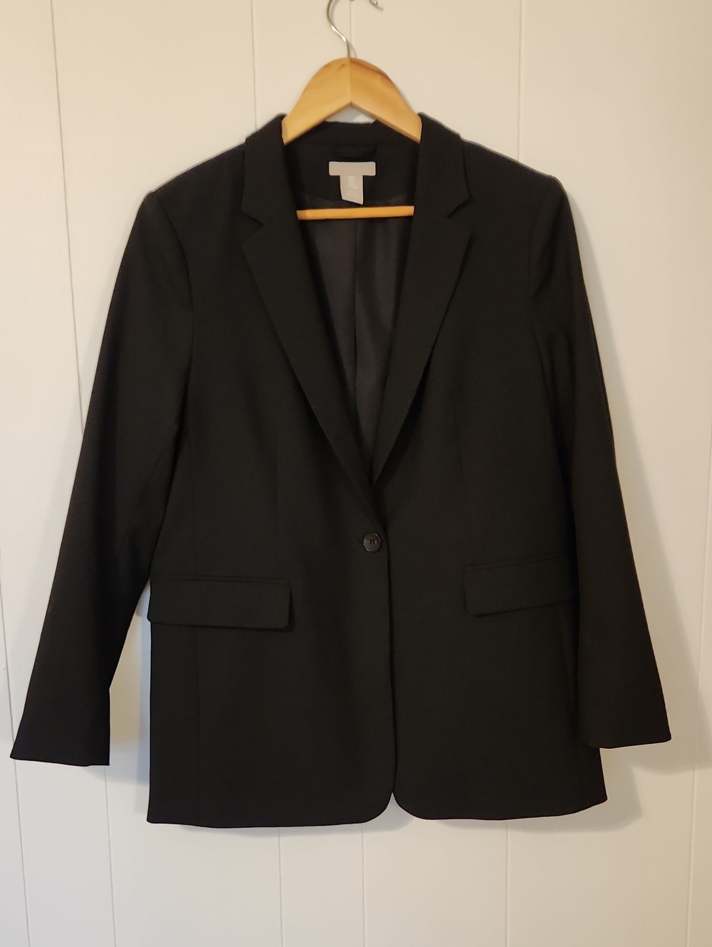 EUC! H & M Women's Black Single-Button Tailored Blazer Sz M